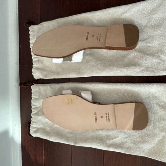 NEVER WORN Hermes Oran White Sandals - Picture 5 of 8
